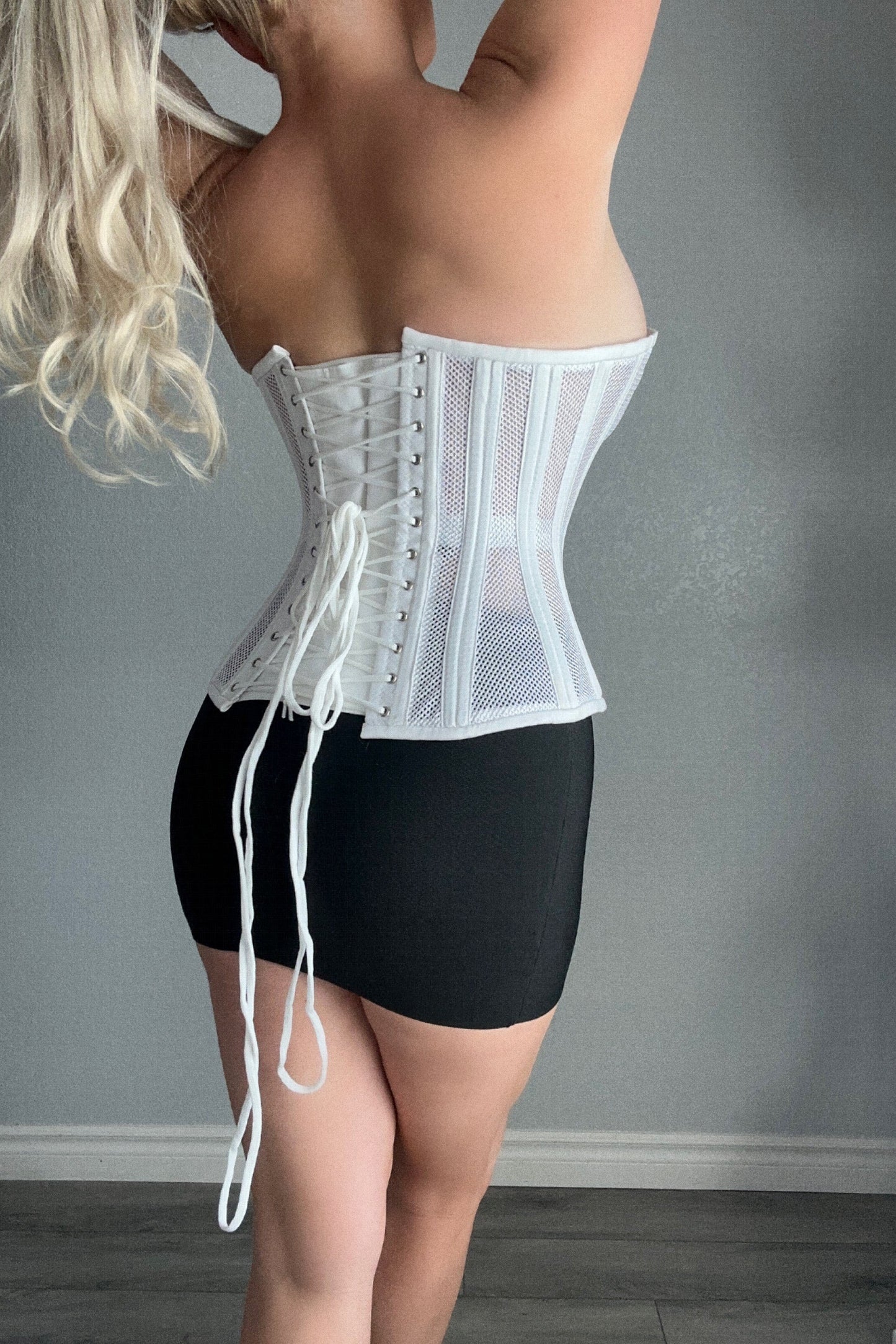 Sexy Ladies Mesh Strapless Front Zip Corset w/ Wire Boning In Black Or White Lace Back