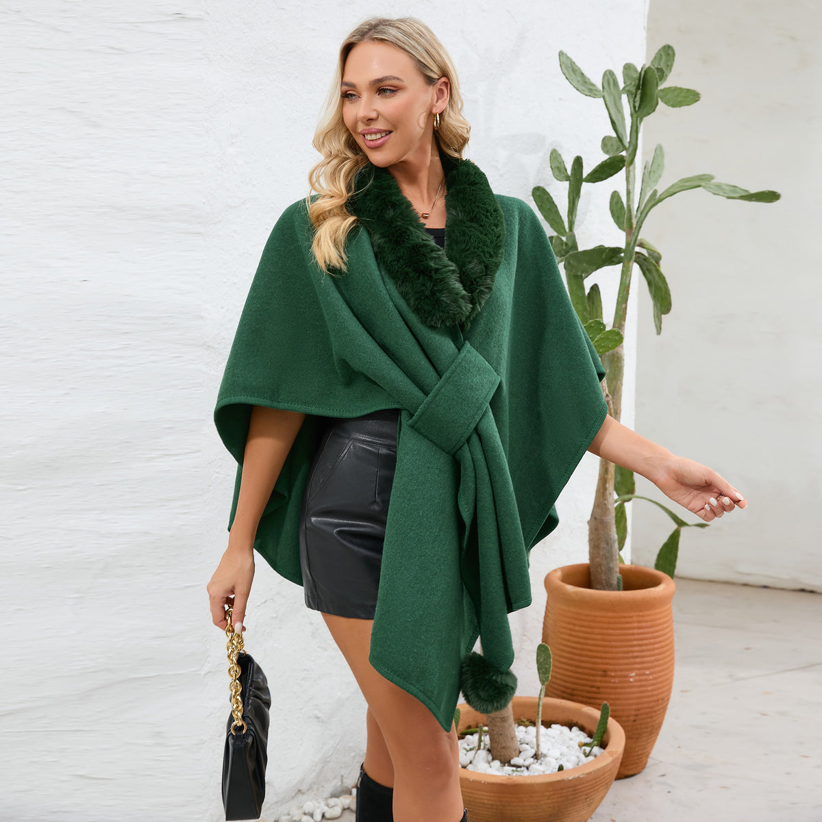Gorgeous Fur trim Collar Shawl